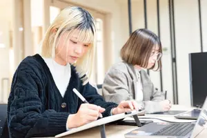 実技を中⼼にした授業で実践⼒を⾝につける